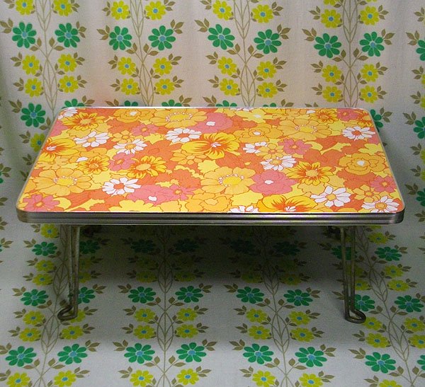 昭和レトロ 折り畳みテーブル オレンジ花 - テーブル