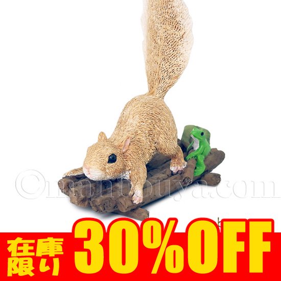 セール30%OFF】リスとカエルの置物 リアル 動物 ミニチュア オーナメント インテリア雑貨 いかだ乗りリスと蛙 -  海の雑貨・水族館グッズ・動物ぬいぐるみ通販ショップ まんぼう屋ドットコム