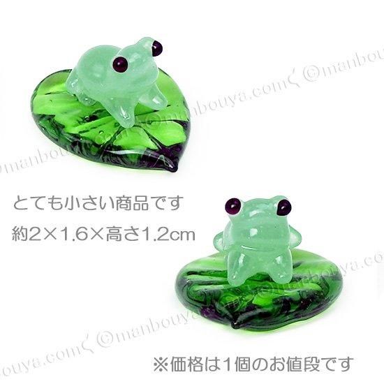カエルグッズ ガラス細工 ミニチュア 置物 かわいい カエル葉のりB