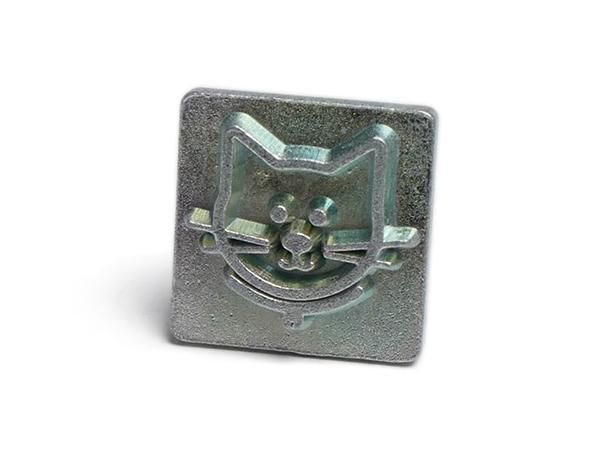 925刻印　レア品　銀製　猫　根付　20g 東な7-0329☆2F 925刻印 レア品 銀製 猫 根付 20g 東な7-0329☆2F
