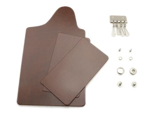 ルガトキット】ホックの二つ折りキーケース 全10色 11x7cm/Pkit137R