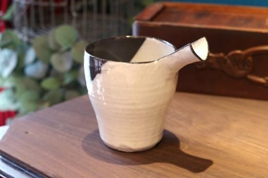 近藤九心 片口酒器 白 ハイカラ雑貨店ナツメヒロonline Shop 近藤九心 片口酒器 白 ハイカラ雑貨店ナツメヒロonline Shop