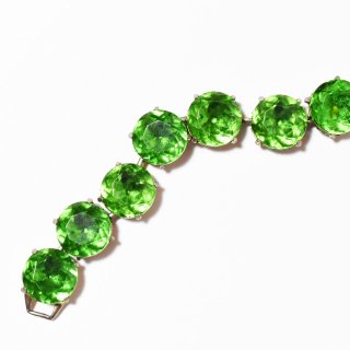 Vintage 1950smuscat green glass bracelet