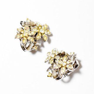 Vintage Trifari 1950s'silvermetalaurora rhinestone flower motif earrings
