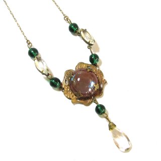 Antique saphiret glass round design necklace