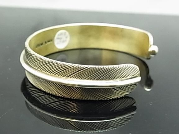 Navajo Harvey Mace 4連フェザーブレスレット