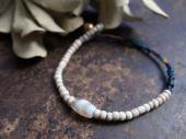 Agate + Old glass beads bracelet