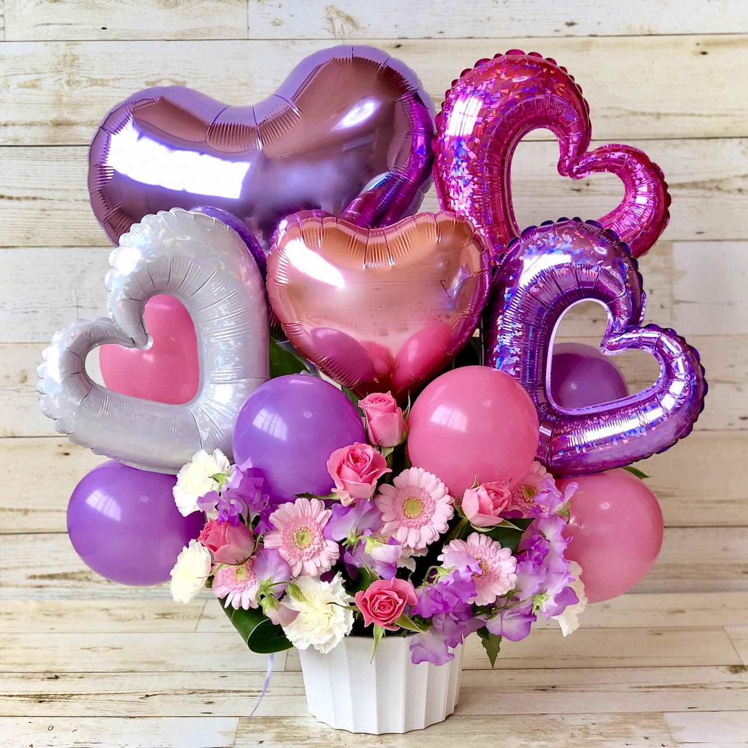 バルーンアレンジメント | パープルチェインハート - 老舗お花屋さんの
