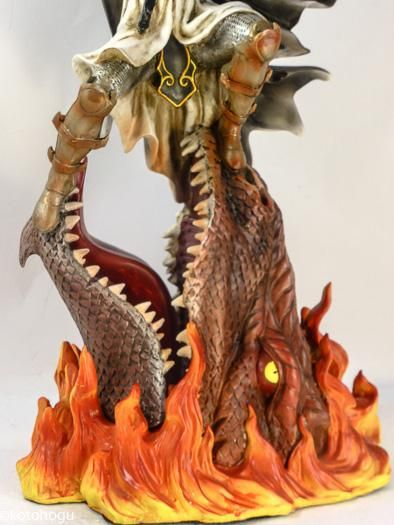 クルセイダー（十字軍） ドラゴン スレイヤー フィギュア