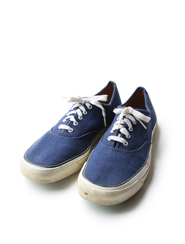 Keds store deck shoes