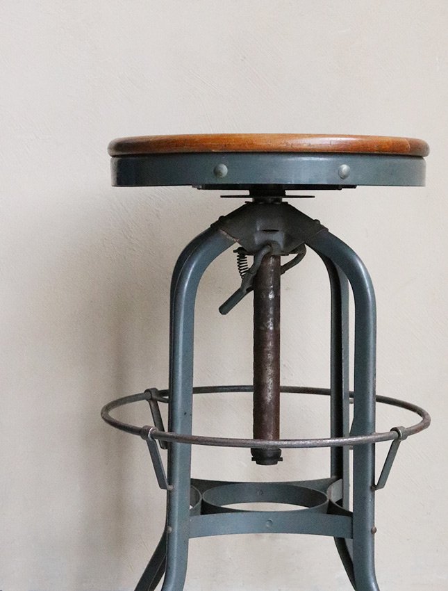 THE TOLEDO DRAFTING STOOL - MATIN, VINTAGE OUTFITTERS 
