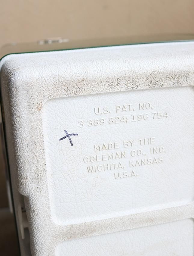 OLD 70s COLEMAN COOLER BOX - MATIN, VINTAGE OUTFITTERS