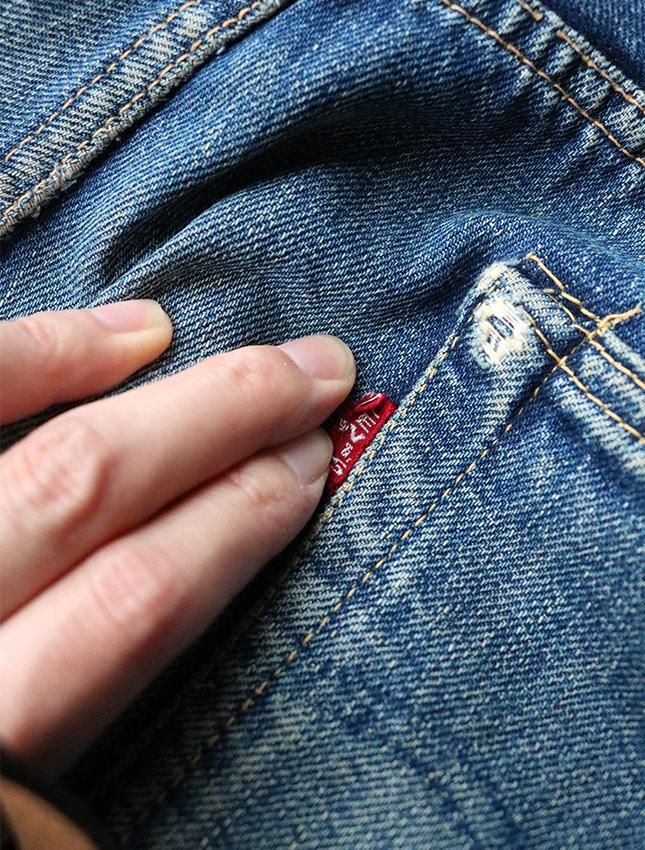 50s LEVIS 501XX WITH LEATHER PACH GOOD COLOR SIZE W33 50s LEVIS 501XX WITH LEATHER PACH GOOD COLOR SIZE W33