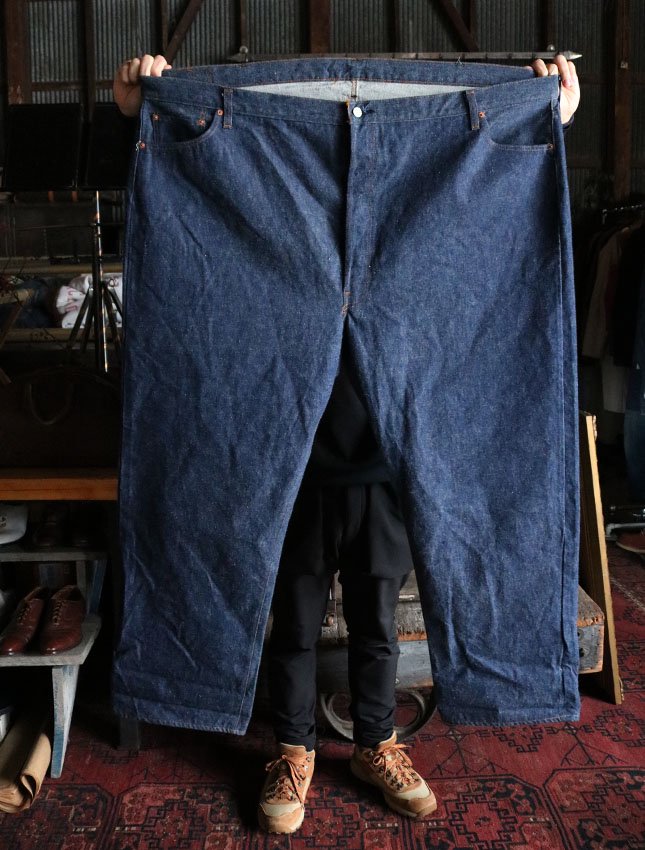 NOS LEVIS 3501 0117 W60 L34 FOR DISPLAY - MATIN, VINTAGE OUTFITTERS ビンテージ古着  富山