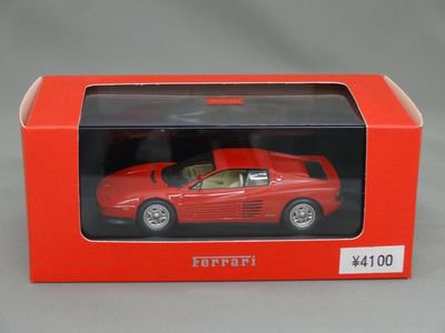 1/43 イクソ フェラーリ テスタロッサ 1984 （レッド） - ミニカー 