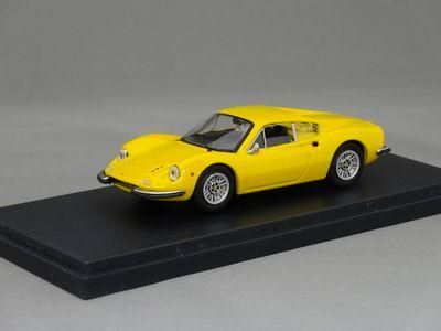 Ferrari Dino 246 GT 1969 イエロー ミニカー 1/43 バン フェラーリ ディノ 246GT 1969 （イエロー