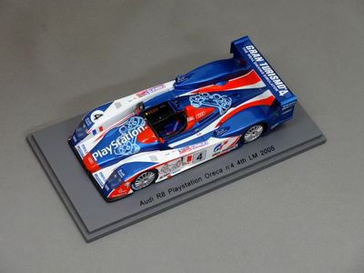 1/43 スパーク アウディ R8 Play Station LM 2005 #4 - ミニカー