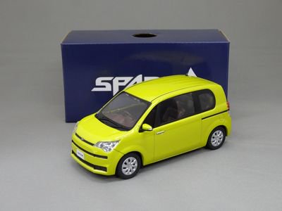 1/30 トヨタ スペイド （シトラスマイカメタリック） - ミニカー