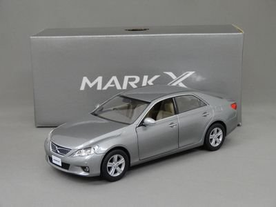 1/30 トヨタ マーク X （アイスチタニウムマイカメタリック 