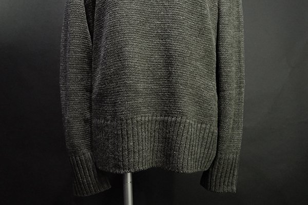 LAVENDER QUARTZ LQ Raglan sleeve sweater