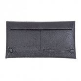Kagari Yusuke(カガリユウスケ) 封筒型長財布[黒い壁]（その他）