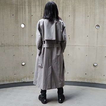 19AW】HATRA(ハトラ) Organ Trench [Grey]（アウター）