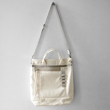 マリナボーダー HATRA APOLLO TOTE / WHITE | irai.co.id