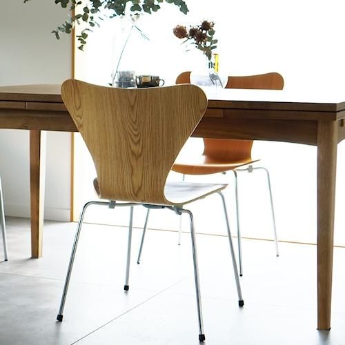 セブンチェア（アーム付き） col. オーク / アルネ・ヤコブセン Fritz Hansen(フリッツ・ハンセン) セブンチェア アーム付き 革