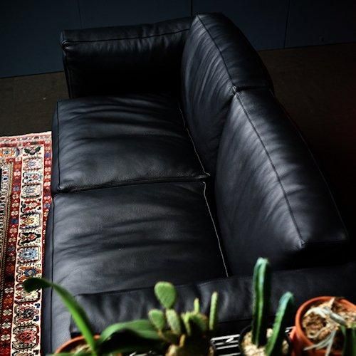 ル・コルビジェ/LC3プロトタイプダブルソファ【スティールライン