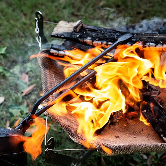 Fireplace Tongs/ファイヤープレーストング 薪ばさみ &専用レザーケースセット！！キャンプ 焚き火 薪焚き火 たき火 アウトドア  キャンプ バーベキュー BBQ