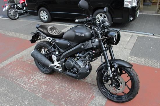 xsr155 / 125 純正シート ブラック YAMAHA 純正 XSR155 シートASSY [ブラックシート/グレーステッチ