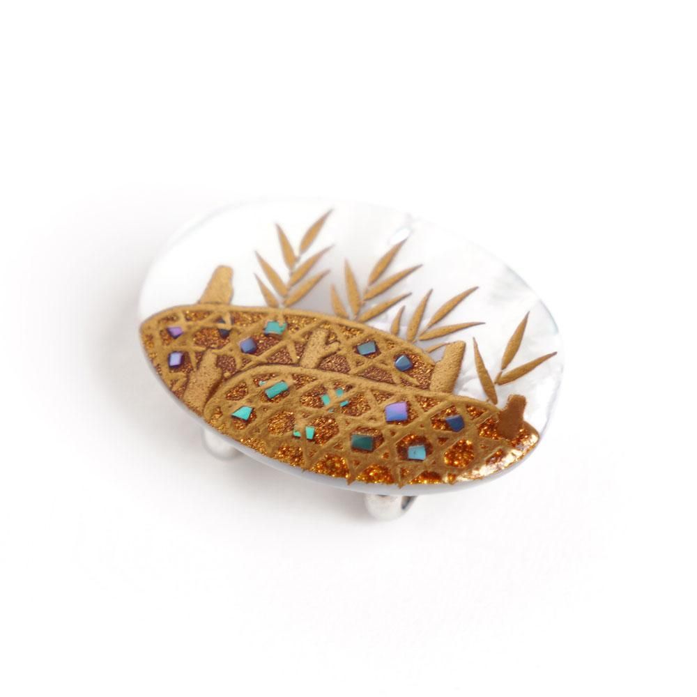 予約販売】蛇籠蒔絵 白蝶貝帯留め - うるしアートはりや通販