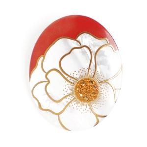 大人可愛い蒔絵のブローチ 伝統工芸の技で漆と金粉を使った手