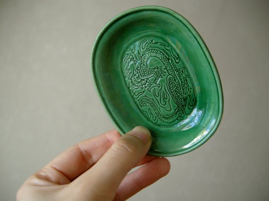 珉平焼 小皿 緑の小判型 - ANTIQUE belle WEB SHOP