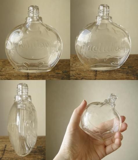 ガラス小瓶 八重椿オイル 唐草文様 - ANTIQUE belle WEB SHOP