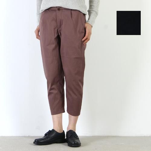 YAECA (ヤエカ) TUCK PANTS