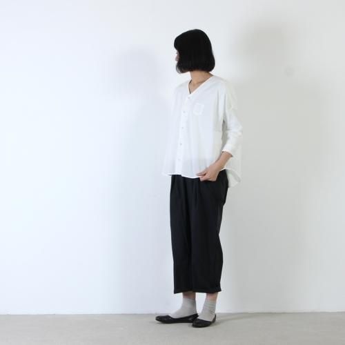 MidiUmi (ミディウミ) タックワイドチノパンツ