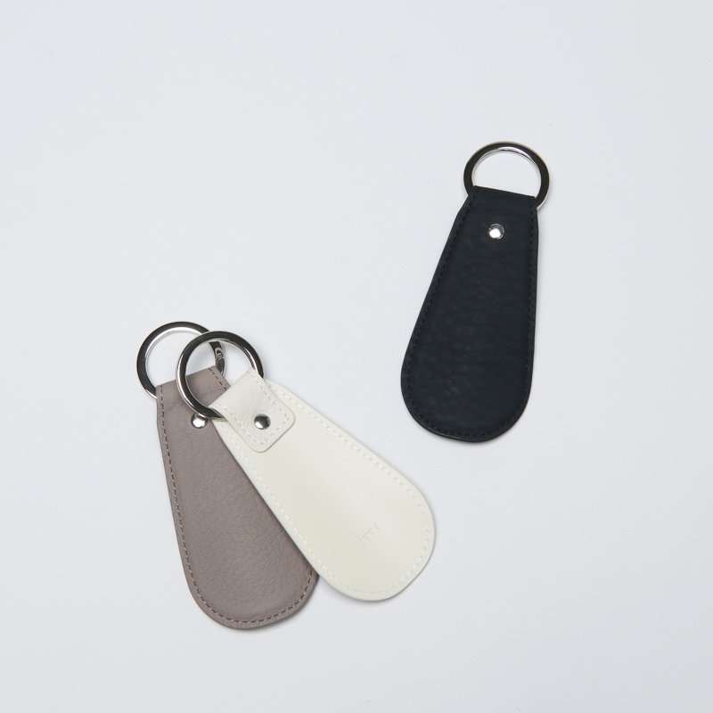 ITTI (イッチ) HERRIE SHOEHORN KEY HOLDER DIPLO SKY / ヘリーシュー