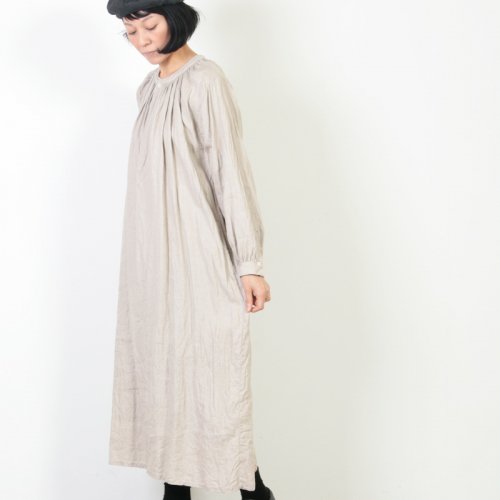 YAECA (ヤエカ) WRITE GATHER SMOCK ONE PIECE Linen