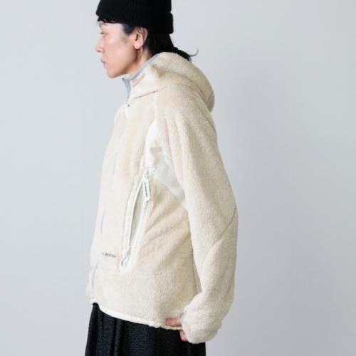 and wander (アンドワンダー) high loft fleece hoodie