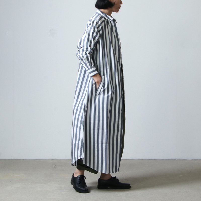 Commencement (コメンスメント) Stripe over shirts onepiece