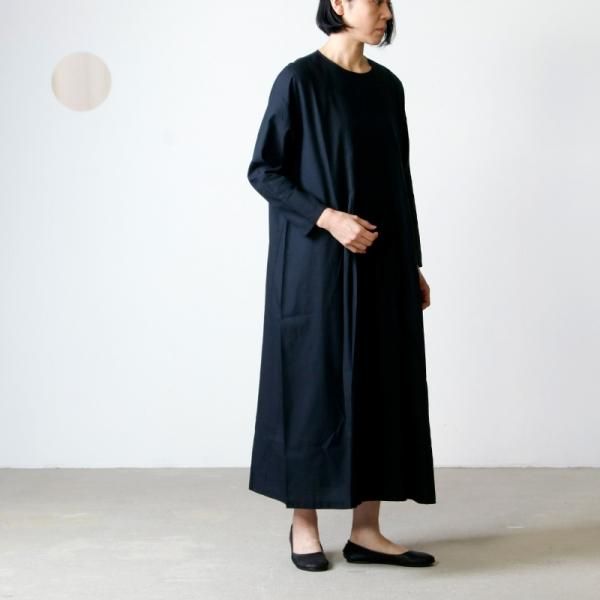 evameva (エヴァムエヴァ) fine pleats OP / ファインプリーツワンピース