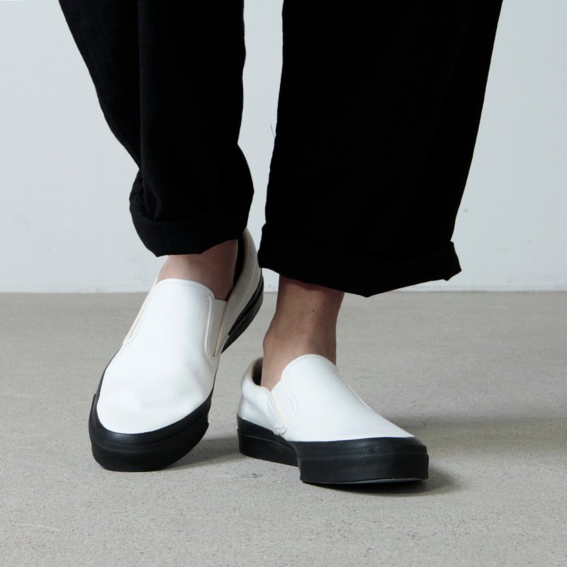 ASAHI (アサヒ) ASAHI DECK SLIP-ON MEN - MONOCHROME