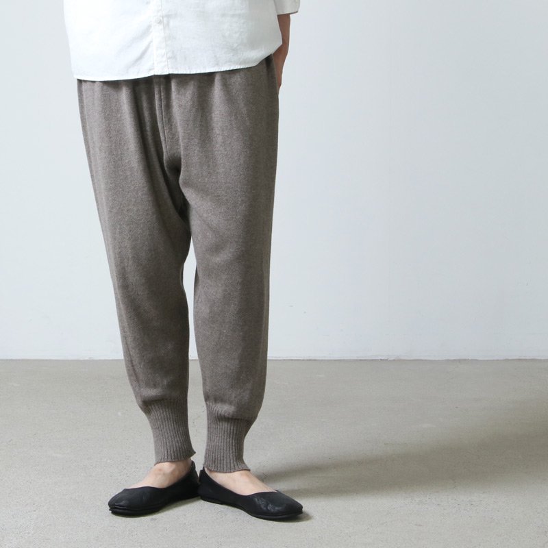 evameva (エヴァムエヴァ) cotton cashmere pants / コットン