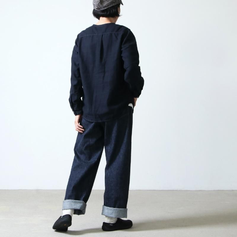 and wander (アンドワンダー) thermonel collarless shirt