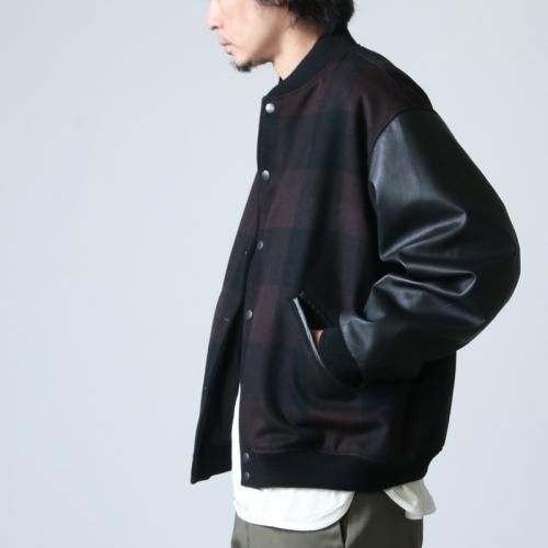 ジャケット・アウター VAINL ARCHIVE down vest crew neck VAINL ARCHIVE down vest crew neck