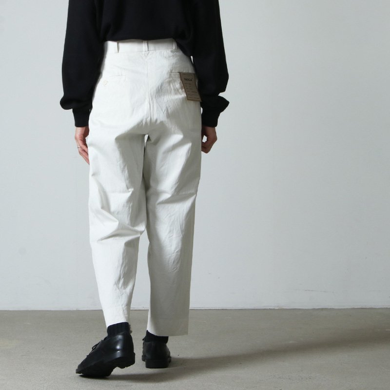 YAECA (ヤエカ) CHINO CLOTH PANTS TACK TAPERED 