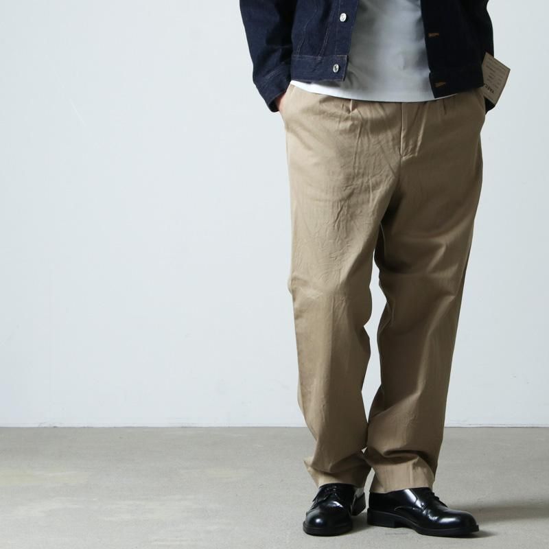 YAECA CHINO CLOTH PANTS TUCK TAPERED - チノパン