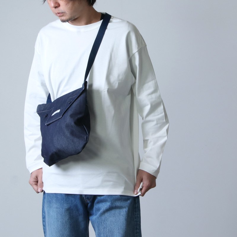 ENGINEERED GARMENTS (エンジニアードガーメンツ) Shoulder Pouch -8oz