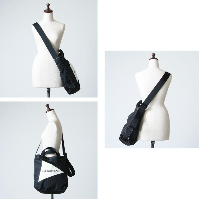 and wander (アンドワンダー) CORDURA logo tote bag medium